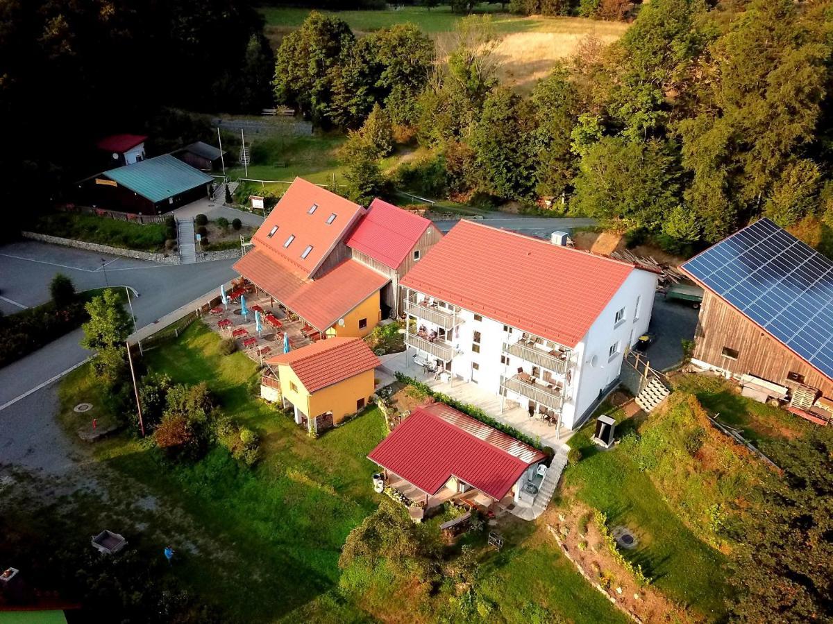 Fraenkische Linie - Radspitz-Ferienwohnungen Marktrodach Exterior foto