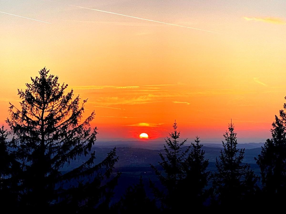 Fraenkische Linie - Radspitz-Ferienwohnungen Marktrodach Exterior foto